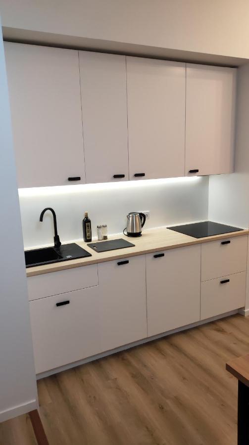 4 Pietro Apartment *